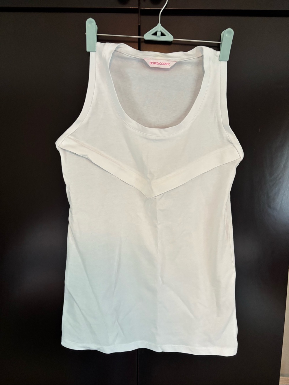 Teat & Cosset White Scoop Neck Tank - breastfeeding friendly zippers